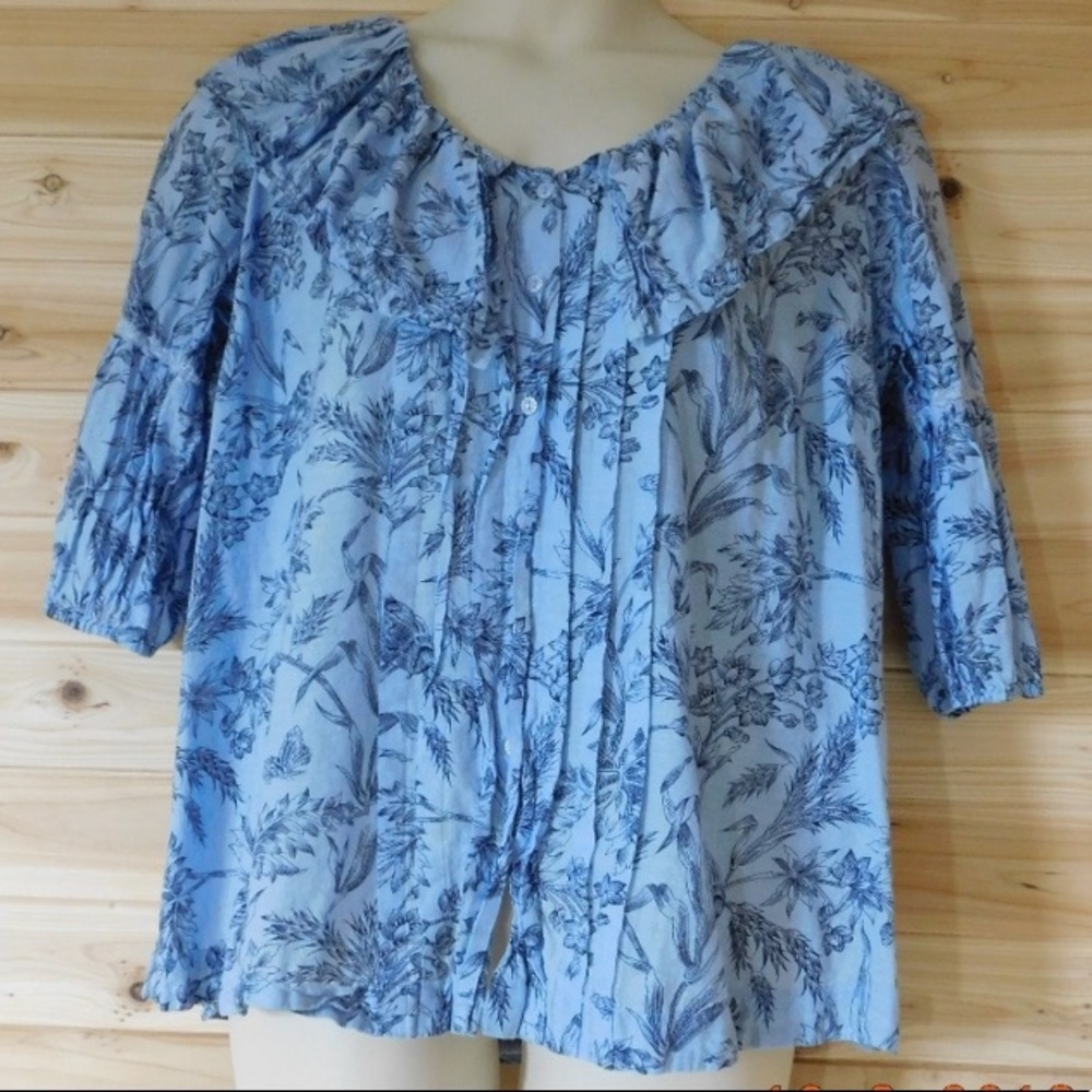 Blouse 16 floral NWOT pin tucked 3/4 sleeve ruffled scoop neck plus size